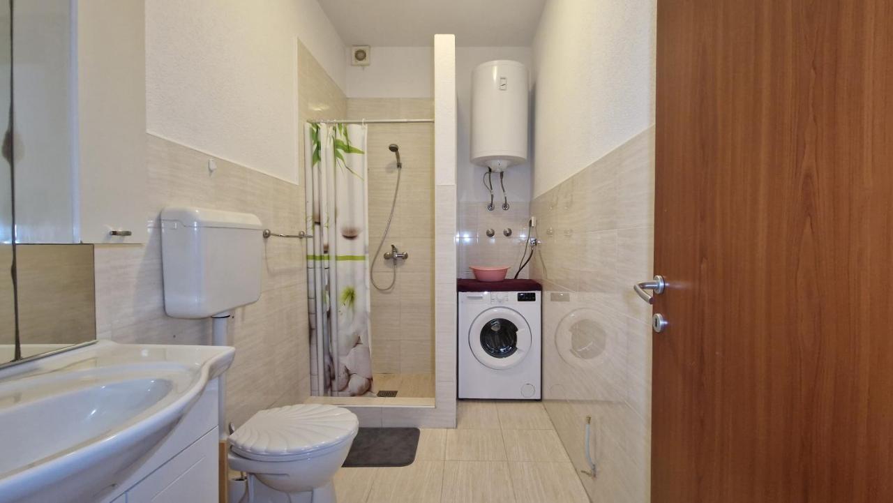 Apartments In Rijeka, Free Parking And Large Terrace, 15Min Drive From The Beach المظهر الخارجي الصورة